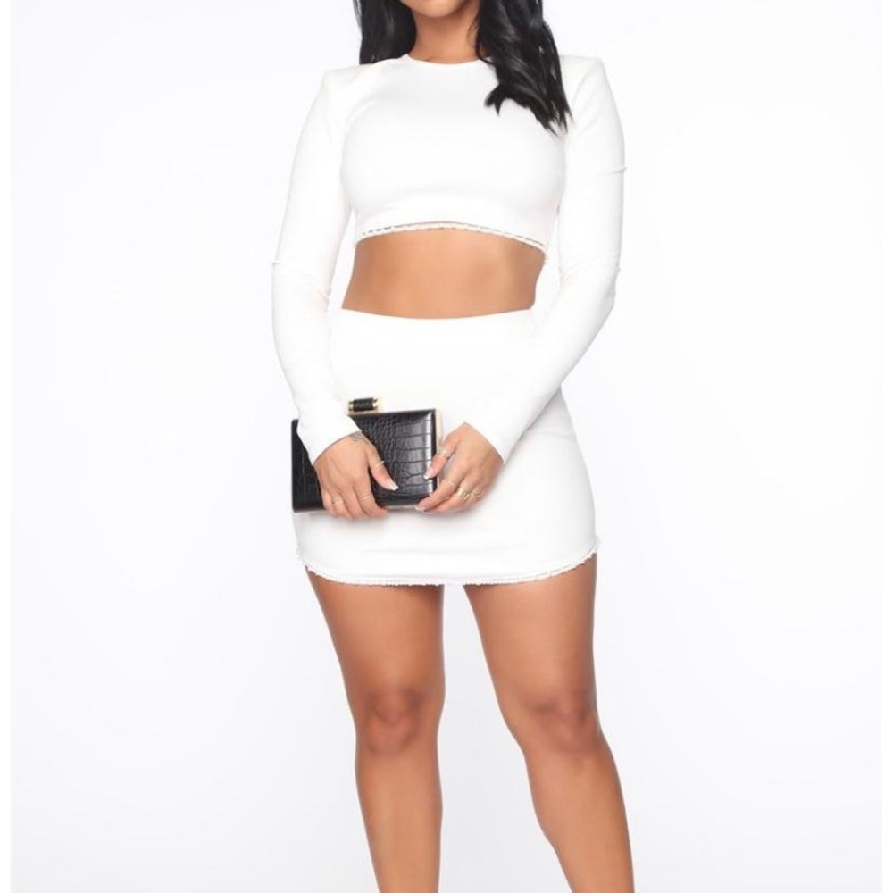 Nw white skirt set